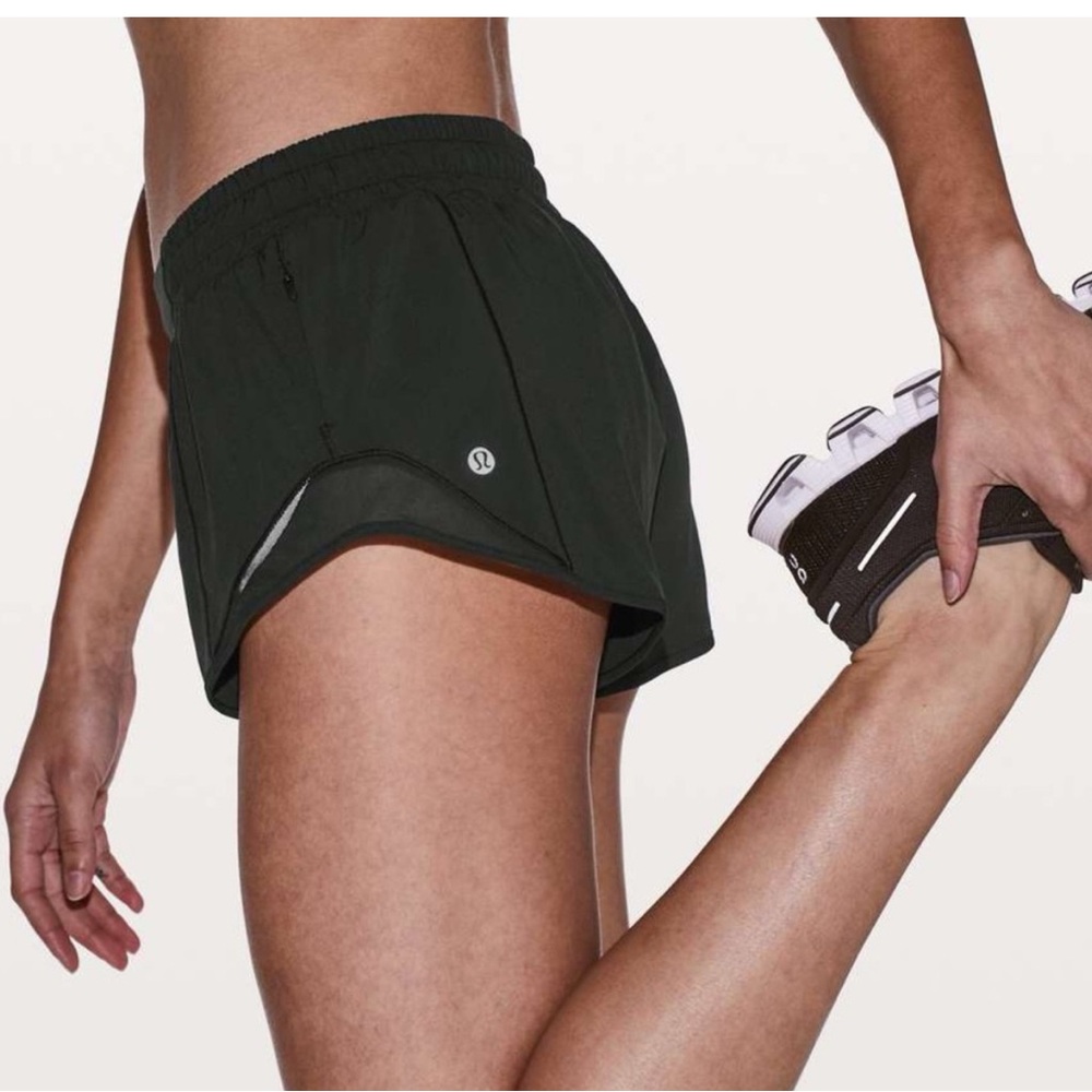 lululemon athletica Black Women's Athletic Shorts hotty hot II